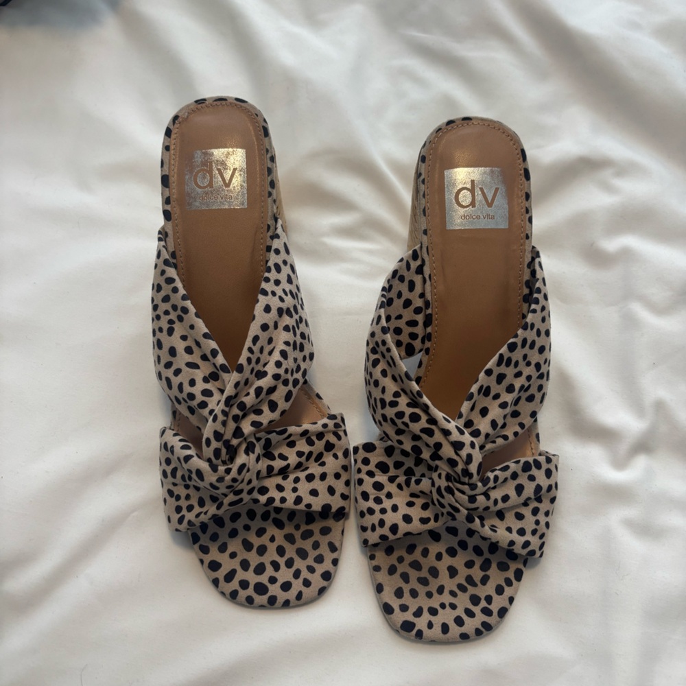 Dolce Vita Leopard Heals